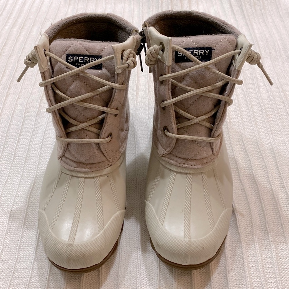 Sperry Saltwater Waterproof River Duck Boot Cream Beige with Muted purplish pink